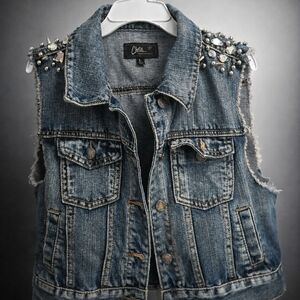 Chic Denim Vest with Studded Details